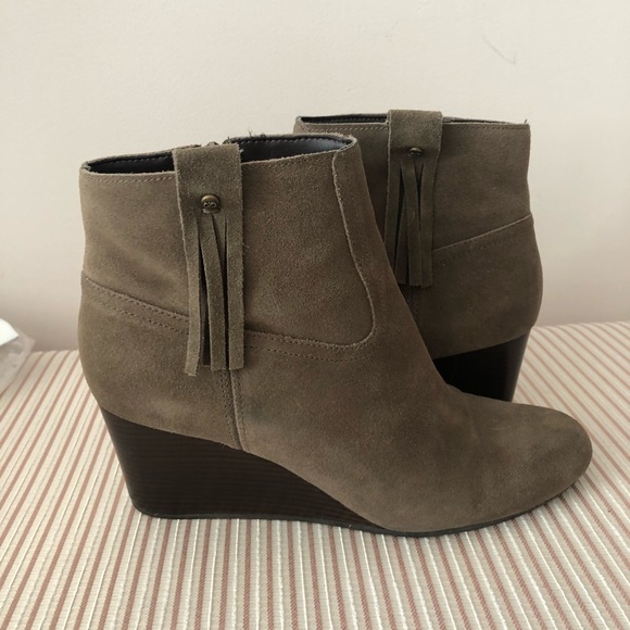 Cole Haan Elsie Suede Wedge Bootie Size 7.5 - Picture 4 of 6